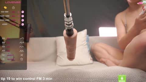 black_n_wh1te online show from 21, 1, 2025