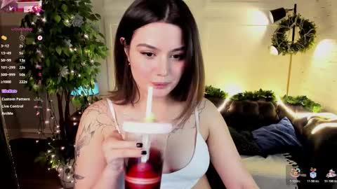 Mon Mon online show from 17, 12, 2025