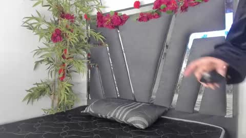 B L A C K  R O S E  online show from 7, 3, 2025