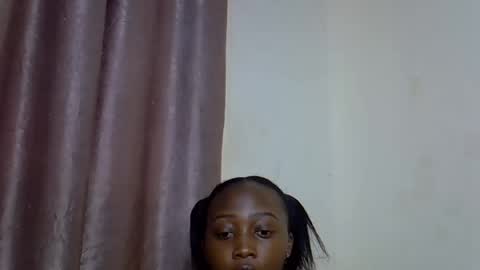 Snapshot of black_rosey chatting on 29, 10, 2025 veraa online show from 29, 10, 2025