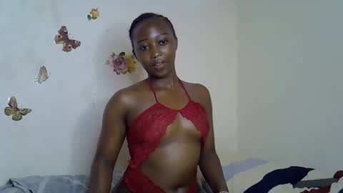 Snapshot of black_rosey chatting on 21, 11, 2025 veraa online show from 21, 11, 2025