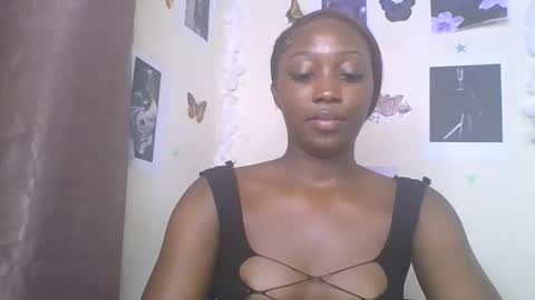 Snapshot of black_rosey chatting on 8, 1, 2026 veraa online show from 8, 1, 2026