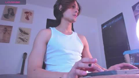 Snapshot of black_skull22 chatting on 24, 11, 2025 Bryan online show from 24, 11, 2025