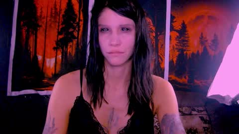 Snapshot of black_sswan chatting on 23, 11, 2025 Kristin online show from 23, 11, 2025