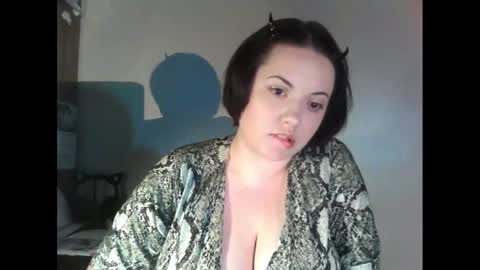 BlackkVelvet online show from 25, 2, 2025