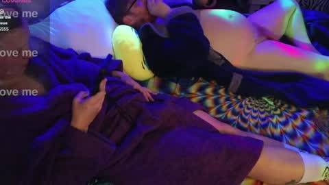blacklightparty69 online show from 17, 5, 2026