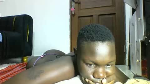 Snapshot of blackmarvel02 chatting on 10, 11, 2025 blackmarvel02 online show from 10, 11, 2025