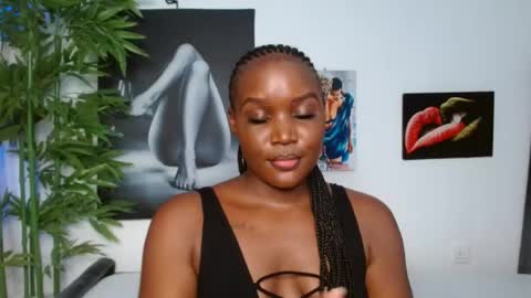 Smiley sylivia online show from 5, 7, 2026