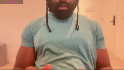 Snapshot of blackmuscles77 chatting on 8, 3, 2026 blackmuscles77 online show from 8, 3, 2026