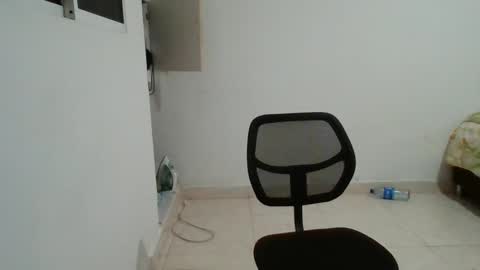 Snapshot of blackpanther_king chatting on 3, 1, 2025 blackpanther_king online show from 3, 1, 2025