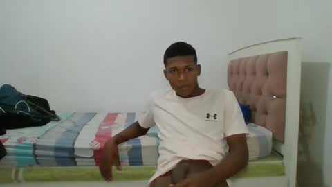 Snapshot of blackpanther_king chatting on 12, 1, 2025 blackpanther_king online show from 12, 1, 2025