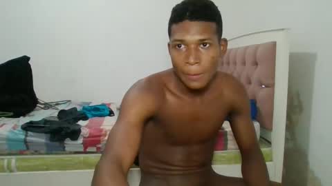 Snapshot of blackpanther_king chatting on 13, 1, 2025 blackpanther_king online show from 13, 1, 2025