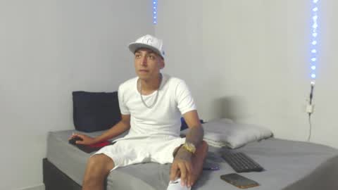 Scott IMDEPENDIENT MODEL online show from 30, 10, 2025