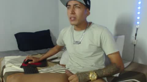 Scott IMDEPENDIENT MODEL online show from 5, 11, 2025