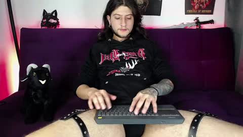 Dave online show from 4, 12, 2024