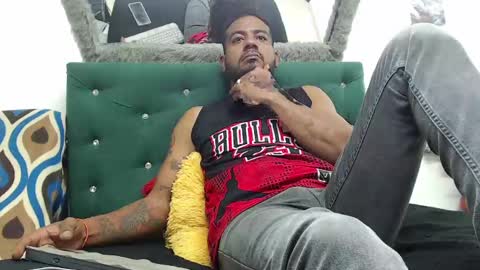 Snapshot of blade_foxx chatting on 6, 1, 2025 Richard online show from 6, 1, 2025