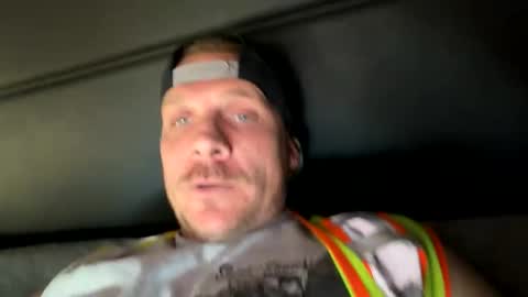 Snapshot of blahblah53402 chatting on 18, 3, 2026 blahblah53402 online show from 18, 3, 2026