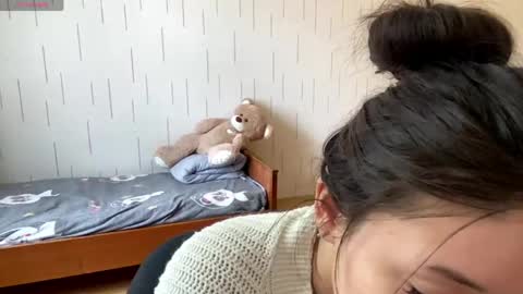 Mila online show from 3, 5, 2026