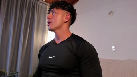 Snapshot of blake_levi chatting on 23, 12, 2024 Blake Levi Independent Model online show from 23, 12, 2024