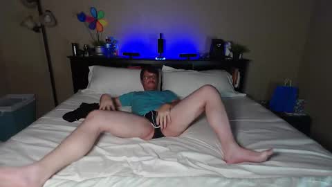 Snapshot of blakenextdoor chatting on 26, 9, 2025 Blake Jonson online show from 26, 9, 2025