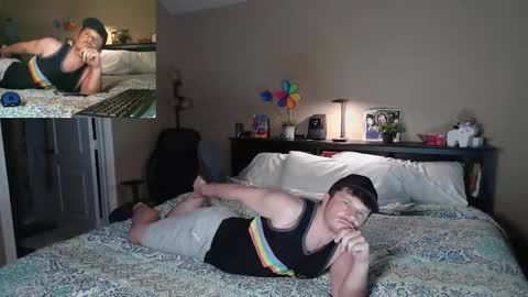 Snapshot of blakenextdoor chatting on 21, 12, 2025 Blake Jonson online show from 21, 12, 2025