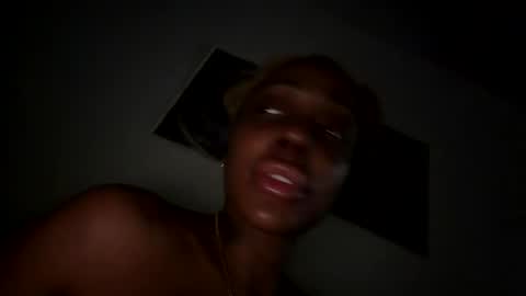 Snapshot of blaxkbarbie chatting on 11, 4, 2026 blaxkbarbie online show from 11, 4, 2026