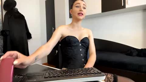 Goddess Blaze online show from 8, 6, 2026