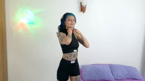 Snapshot of blazing_haze chatting on 28, 10, 2025 Susan Haze online show from 28, 10, 2025