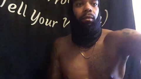 Snapshot of blksurfher chatting on 28, 12, 2024 blksurfher online show from 28, 12, 2024