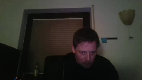 Snapshot of blonde32m chatting on 1, 12, 2024 blonde32m online show from 1, 12, 2024