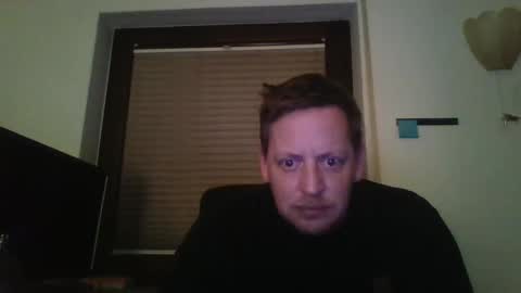 Snapshot of blonde32m chatting on 25, 12, 2024 blonde32m online show from 25, 12, 2024