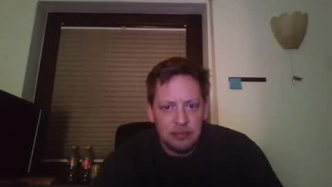 Snapshot of blonde32m chatting on 30, 12, 2024 blonde32m online show from 30, 12, 2024