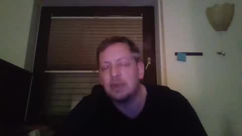 Snapshot of blonde32m chatting on 16, 1, 2025 blonde32m online show from 16, 1, 2025