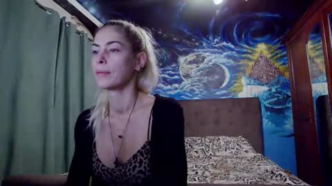 blonde4pasion online show from 4, 10, 2025