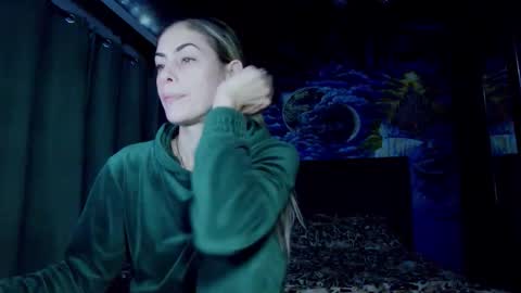 blonde4pasion online show from 22, 10, 2025