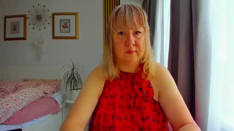 Nicole online show from 29, 4, 2026