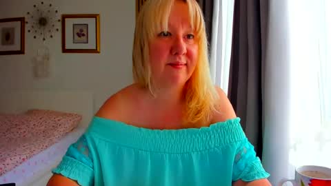 Nicole online show from 4, 7, 2026