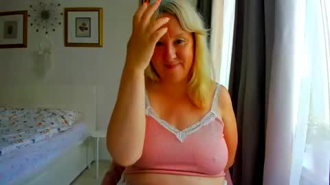 Nicole online show from 11, 7, 2026