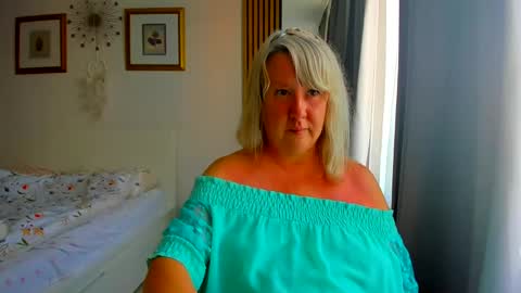 Nicole online show from 17, 7, 2026