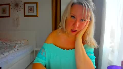 Nicole online show from 28, 7, 2026