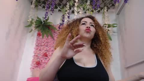 blonde_squirt_ online show from 14, 4, 2026