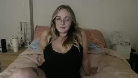 Your Big Titty Baby online show from 10, 10, 2025