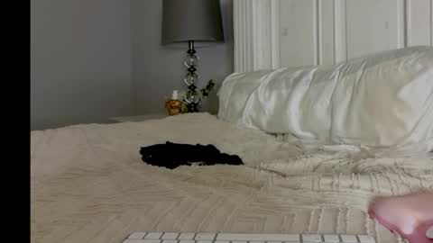 Snapshot of blondechristine99 chatting on 20, 10, 2025 blondechristine99 online show from 20, 10, 2025