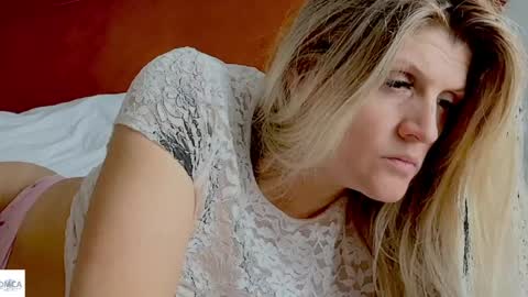 blondechristine99 online show from 9, 5, 2026