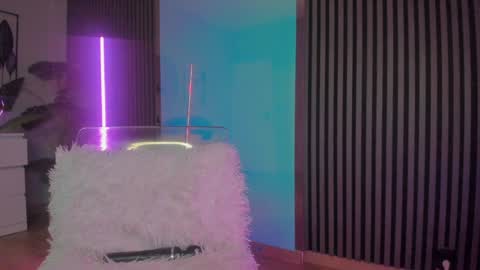 Snapshot of blondie_muller chatting on 2, 2, 2025 blondie_muller online show from 2, 2, 2025