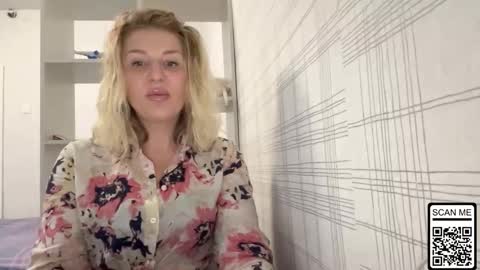 blondie_xoxoxo online show from 27, 10, 2025