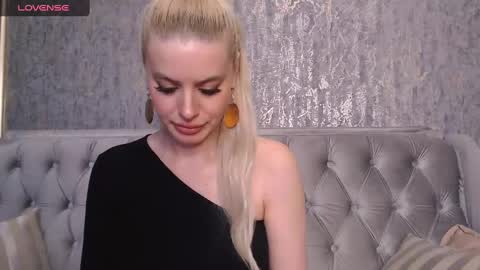 Snapshot of blondiestarxxx chatting on 17, 1, 2025 Helen online show from 17, 1, 2025
