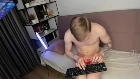 Snapshot of blondvibe chatting on 8, 5, 2026 Alik online show from 8, 5, 2026