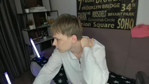 Snapshot of blondvibe chatting on 24, 5, 2026 Alik online show from 24, 5, 2026