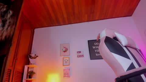 Snapshot of blondy_blows69 chatting on 26, 9, 2025 Isis online show from 26, 9, 2025